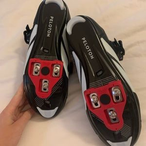 Peloton 40 shoes